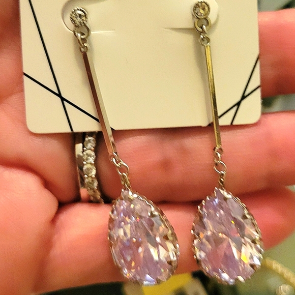 ❣️Beauty ALDO Swarovski Elements Drop SILVER Crystal Earrings - Picture 5 of 5
